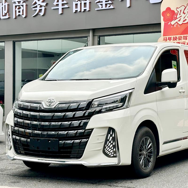 丰田小海狮HIACE七座高端定制